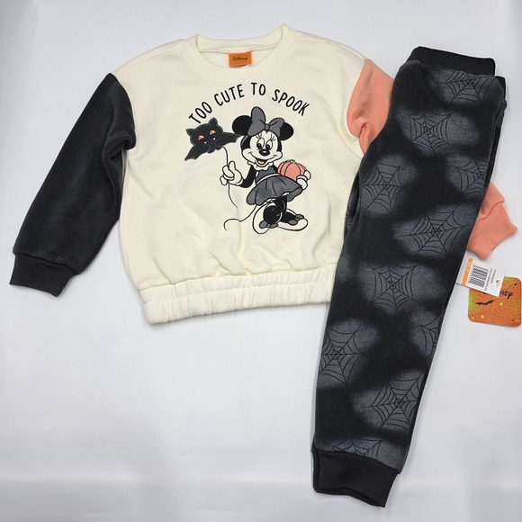 Disney Other - Disney Minnie Mouse Halloween sweatsuit size 4T
